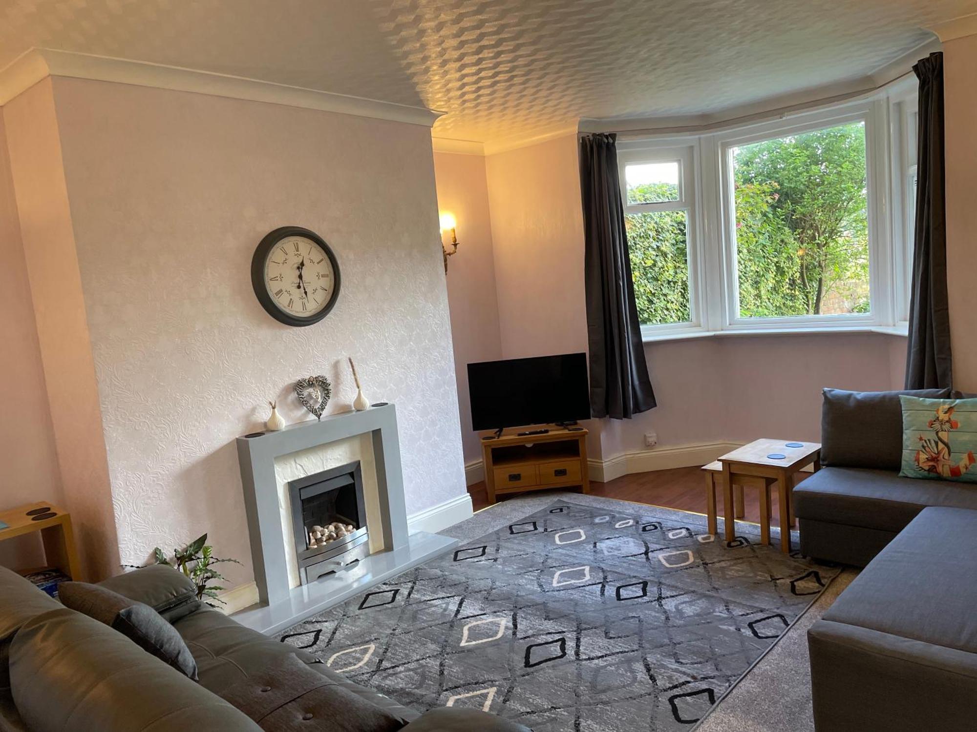 Seaside Flat With Private Garden * Scarborough